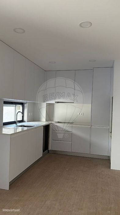 Apartamento T2 para venda — Esgueira, Aveiro