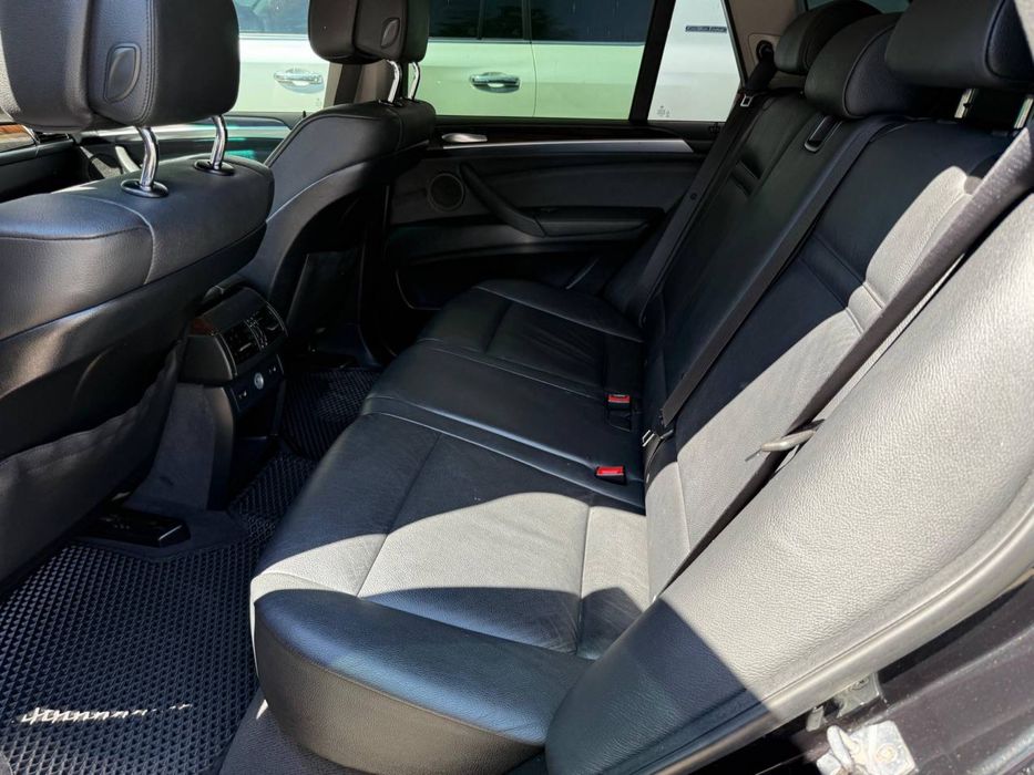 Продам х5 е70 35хi