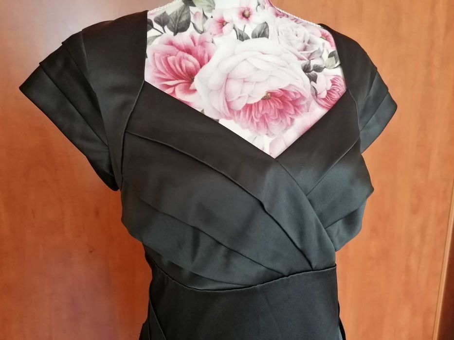 Niezwykle elegancka mała czarna wyszczuplający fason 40 L