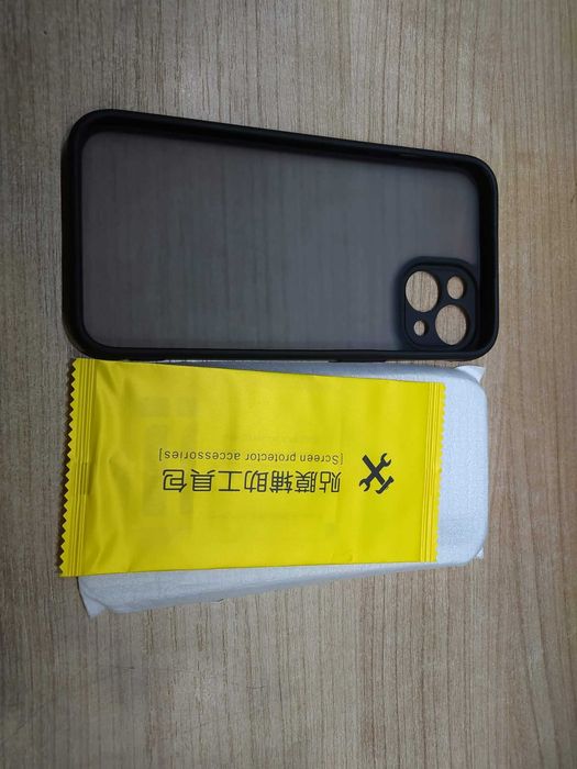 Etui na Iphone 13 + szkło hartowane