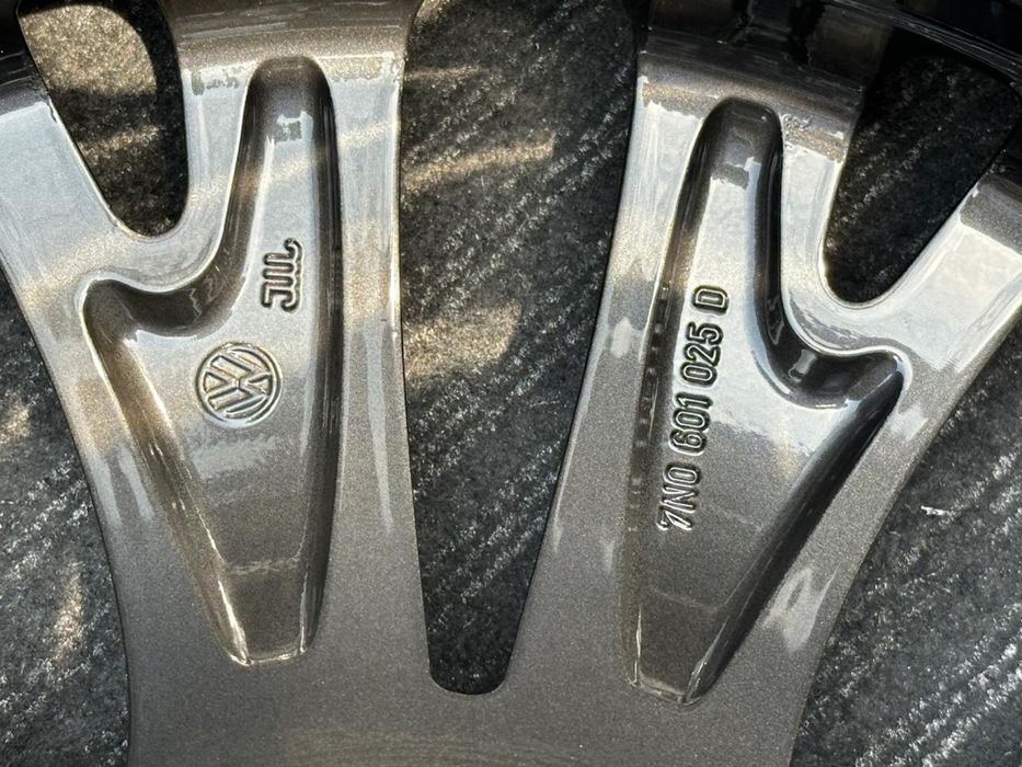 Диски R17 5/112 VW Passat B7 B8 Golf 6/7/8 Caddy Tiguan Touran Skoda