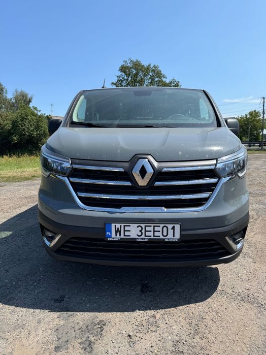 Wynajem busa Renault Trafic 9os 230zl/doba