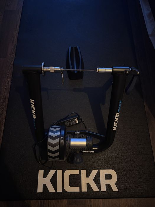 Trenażer interaktywny WAHOO KICKR Snap