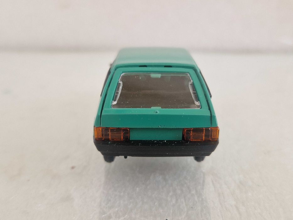 ВАЗ 2108 зубило восьмерка, модель коллекционная 1:43 сделано в