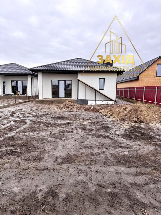 Продаж будинку у с. Боратин з ПІДВАЛОМ