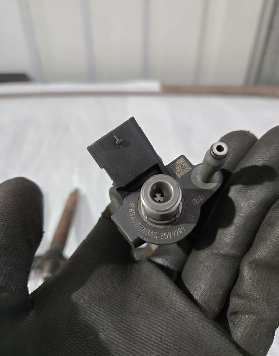 Wtryski pompa układ paliwowy komplet BMW b57d30b
