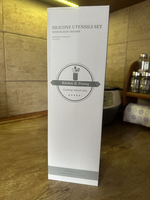 Przybory Kuchenne Silikonowe Drewniane.