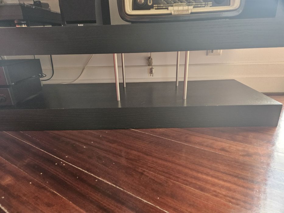 Móvel tipo estante preto BoConcept