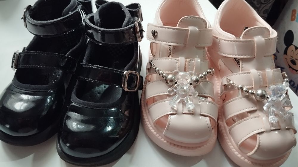 Туфлі  босоніжки