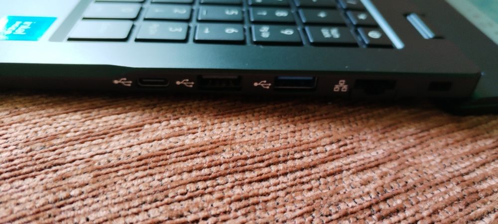 Laptopa jak Nowy Laptop Techbite PIX2 15.6 128 GB