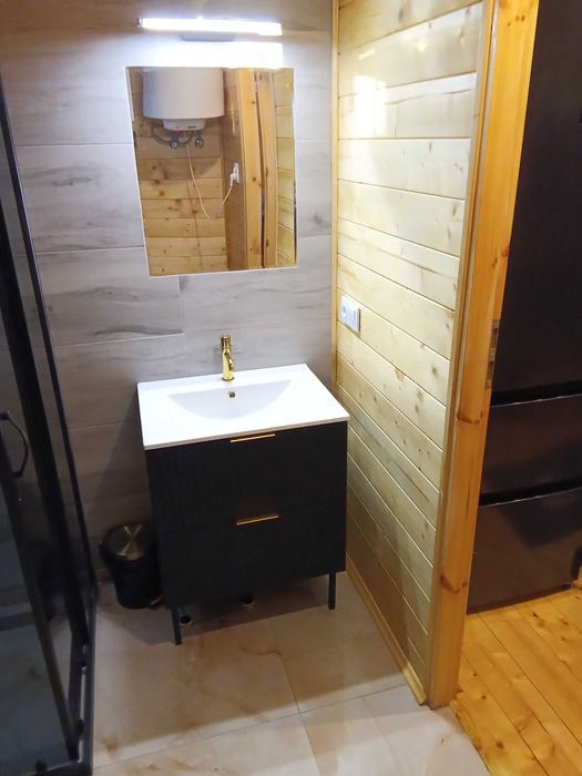 Domek z jacuzzi na wynajem w Komarówce gm. Sosnowica