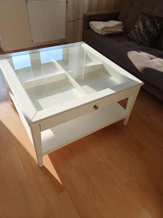 Stolik kawowy,szafka ekspozycyjna