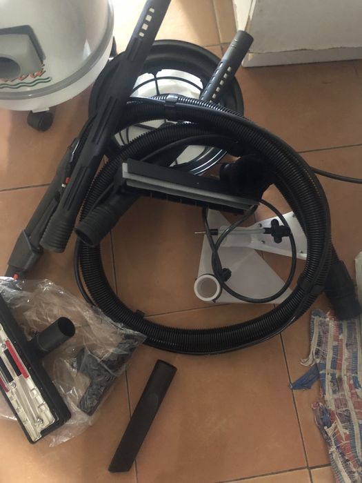 Limpa Carpetes Lava e Aspira