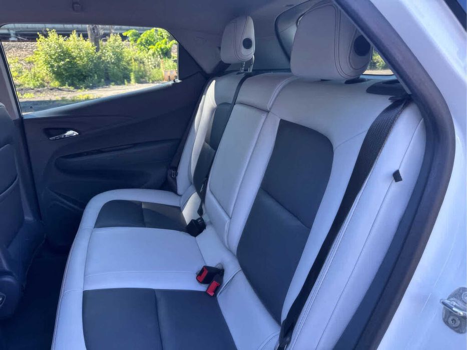 Chevrolet Bolt Ev      2020