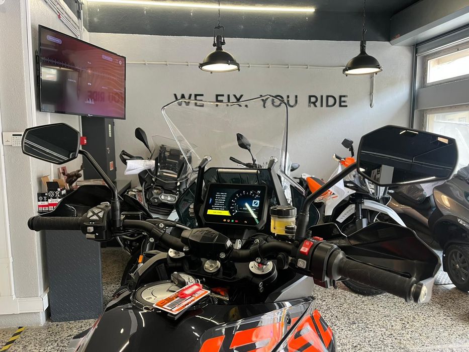 KTM 1290 Super Adventure S  Irrepreensível.  Revisão dos 30000 Kms efectuada. TeckPack