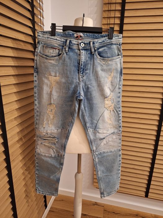 Tommy Hilfiger, damskie spodnie dżinsowe 7/8, r. 26/32