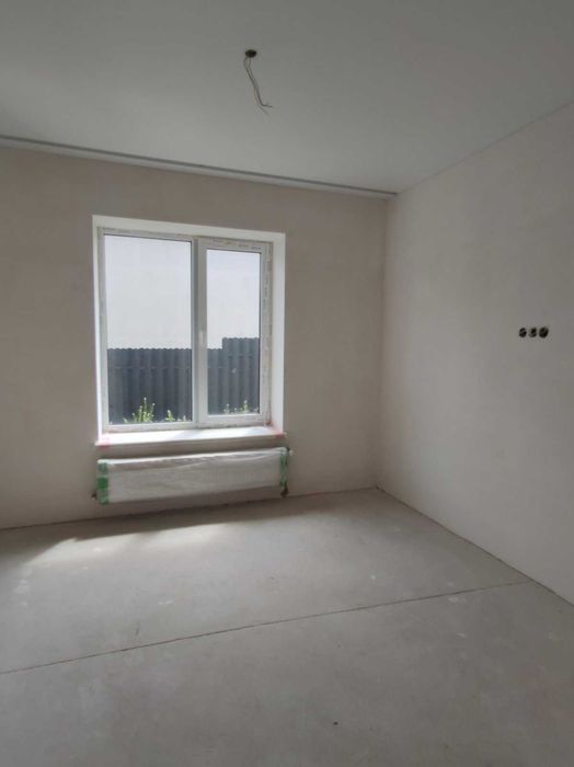 Продаж нового будинку з центральними комунікаціями, Гніванське шосе