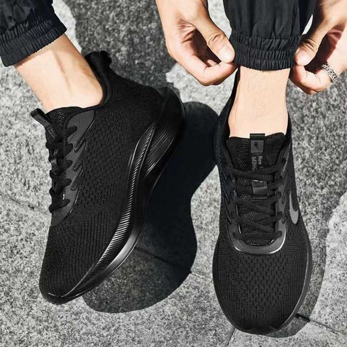 Чоловічі кросівки кроссовки весна літо сітка в стилі Nike