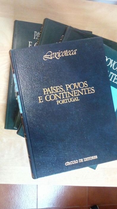 4 livros Países, Povos e Continentes Como novos*