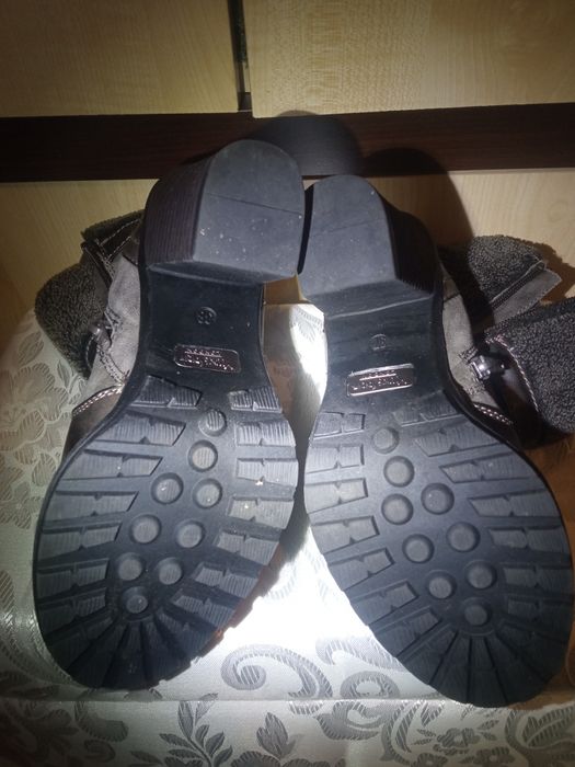 Botki, kozaczki damskie na obcasie