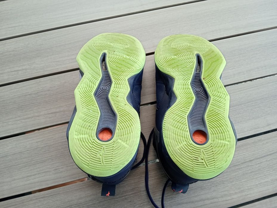 Sapatilhas MIZUNO VOLEIBOL - 39  *como novas*