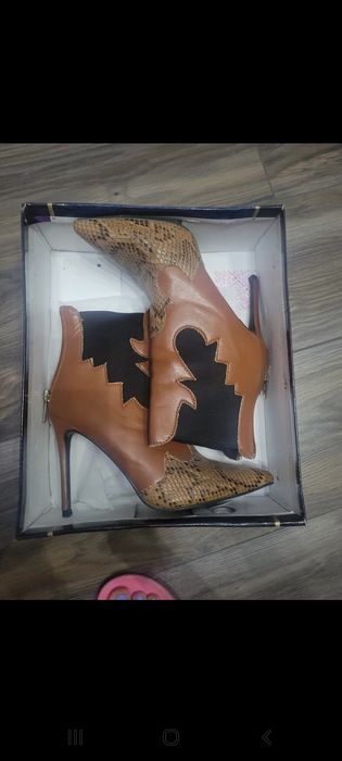 Botki brazowe wężowe rozmiar 37