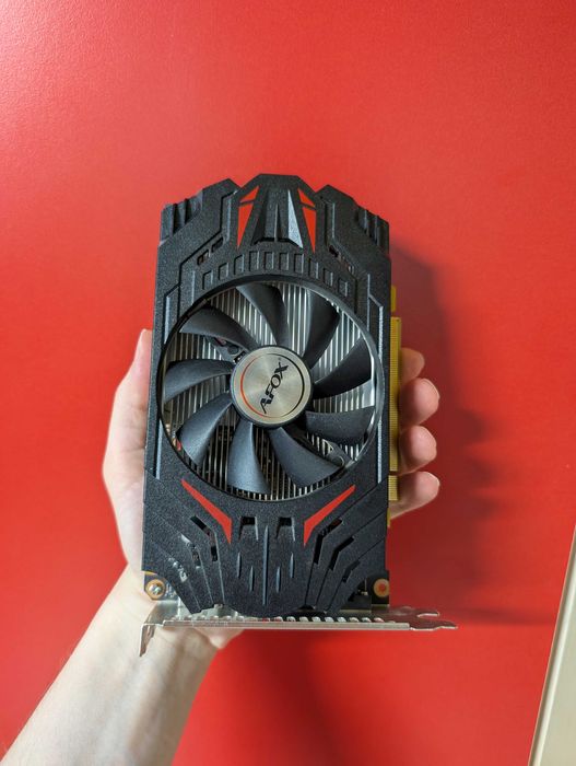 GTX 750 ; 2GB GDDR5 ; Видеокарта игровая ;Відеокарта ігрова