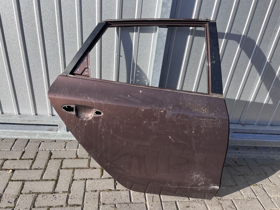Drzwi KIA Ceed II 2 kombi prawe tylne prawy tył
