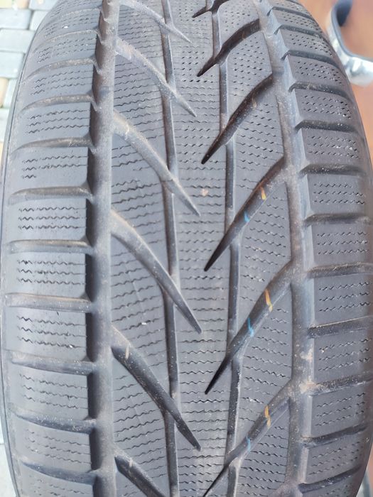 Продам 225/50/17 зима