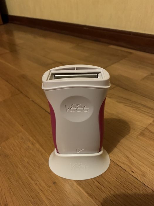 Máquina/Kit Roll-On Elétrico Veet Easy Wax