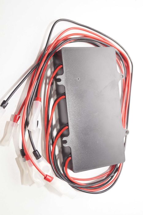 1721 HA12L Balanser baterii do 4 x 12V Equalizer akumulatorów