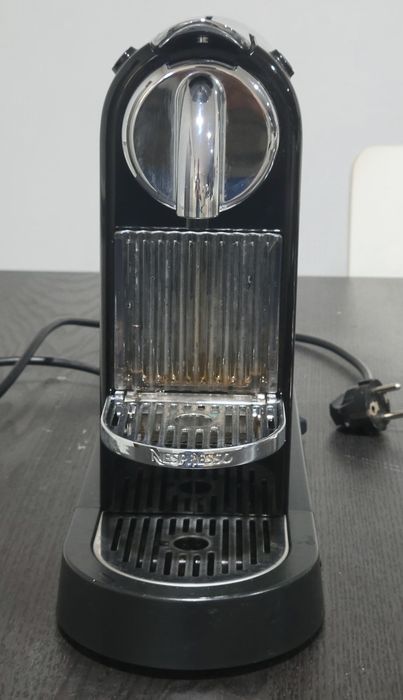 Máquina de café Nespresso-Cápsulas
