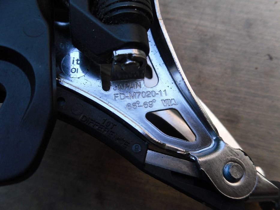 Shimano SLX przerzutka przednia FD-M7020-11-E , 2x11Speed Polecam