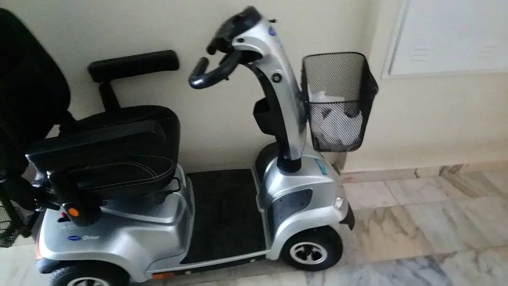 Scooter eléctrica mobilidade reduzida
