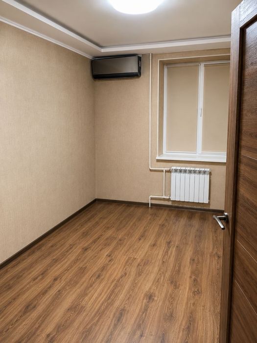 Продам трикімнатну квартиру ПЗР