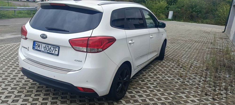 Kia Carens