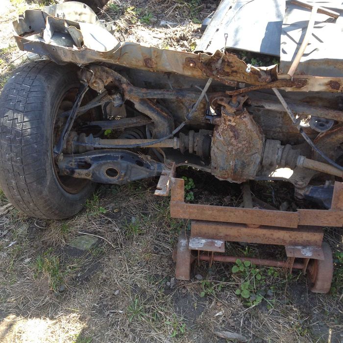 Мерседес 124 запчасти Б/У: 400 грн. - Другие запчасти подвески Киев на Olx