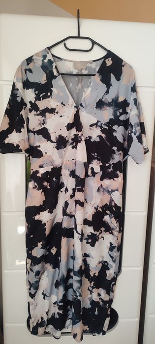 Śliczna Suknia firmy Kley