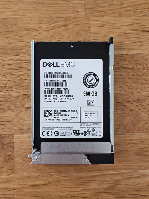 Sprzedaż zestawu 4 dysków SSD Dell EMC (Samsung PM883a) o pojemności 960 GB
 960GB SATA Dell EMC Samsung PM883a serwerowy + kieszeń