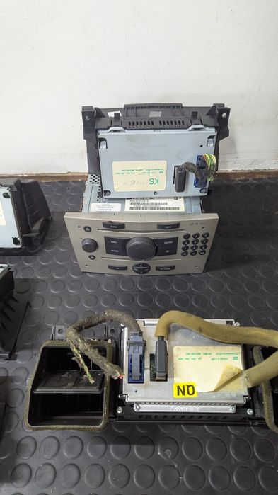 Кольоровий дисплей vectra c.Opel astra. Opel zafira