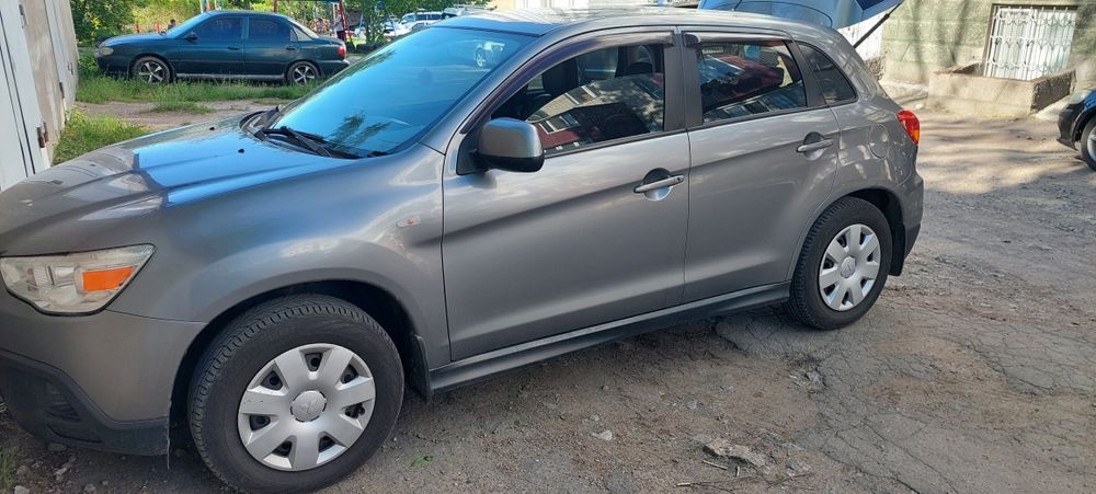 Mitsubishi. ASX .
