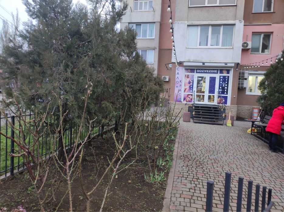 Сдам в аренду место для мастер маникюра педикюра Таирова