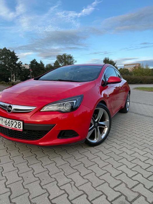 Opel Astra GTC 2.0 CDTI | Felgi 20" | Bi-Xenon | Infinity | Po wymianie rozrządu