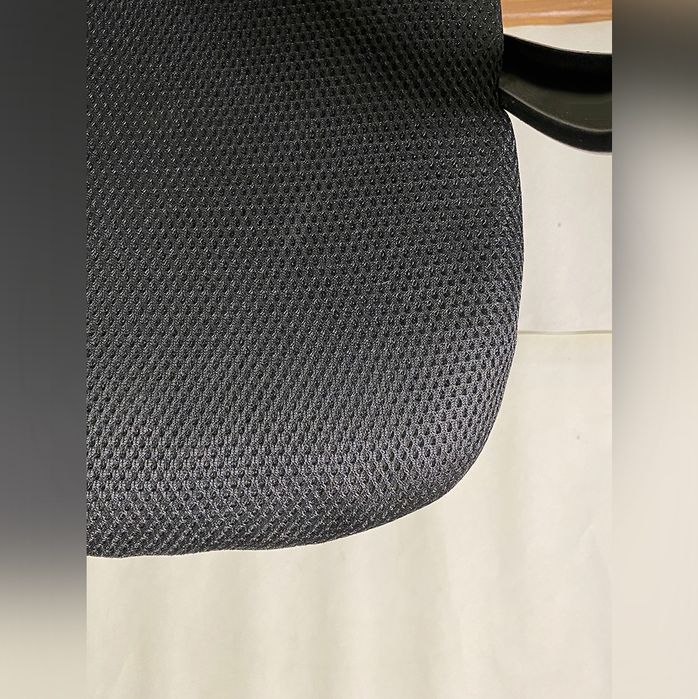 Компьютерное кресло для дома офиса учебы Millennium стул на колесиках