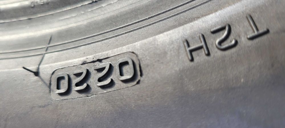185 / 60 R  16   Falken / Zima /Komplet