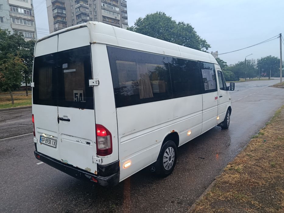 Продам автобус спринтер 313 CDI