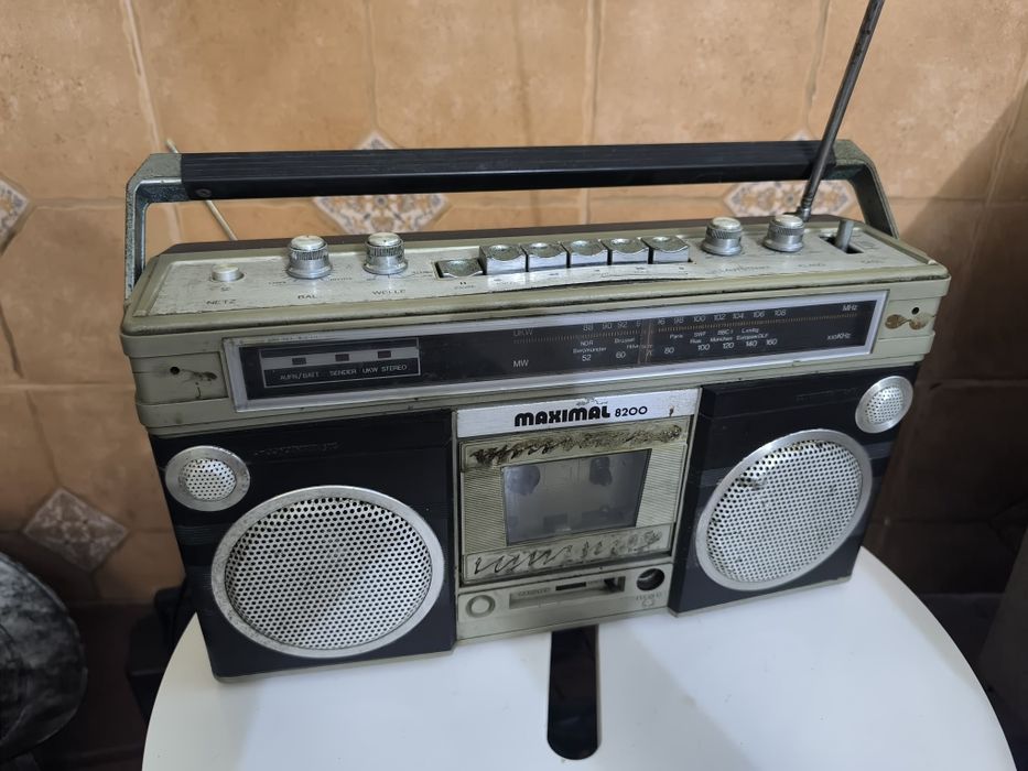 Rádio Cassete Vintage Maximal 8200 - Rádio a Funcionar