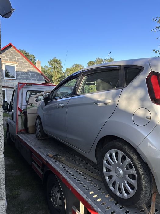 Ford fiesta mk7 na części 5drzwi 3 drzwi srebrna bordowa