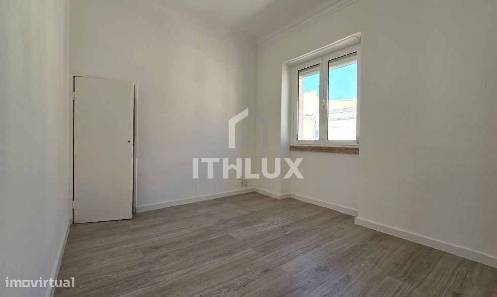Apartamento T2 com 2 WC -Remodelado com vista rio na Graça