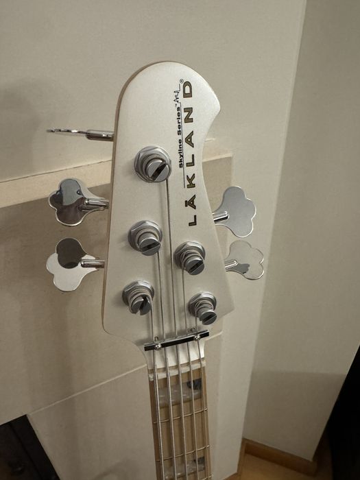 Baixo Lakland 5502 Custom